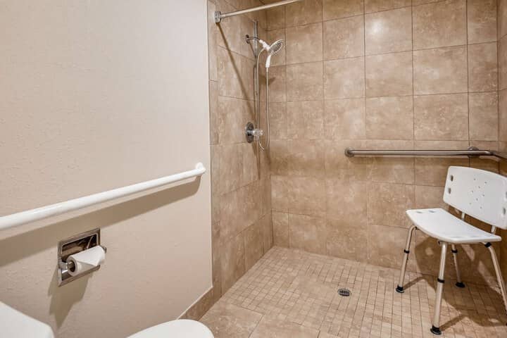 Room 14 of 24